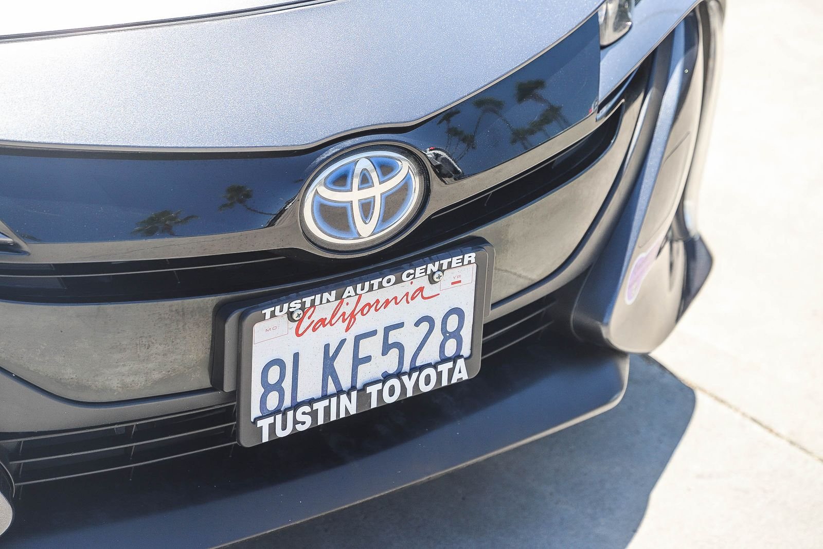 Used 2019 Toyota Prius Prime Premium FWD image 5