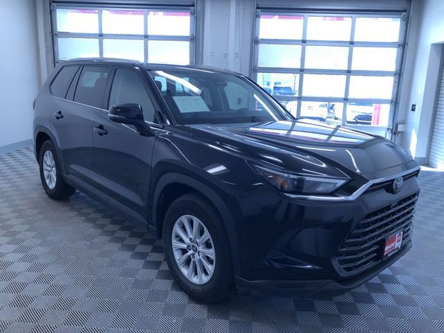 Used 2025 Toyota Grand Highlander AWD image 39