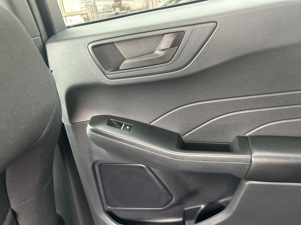 Used 2023 Ford Escape Active image 16