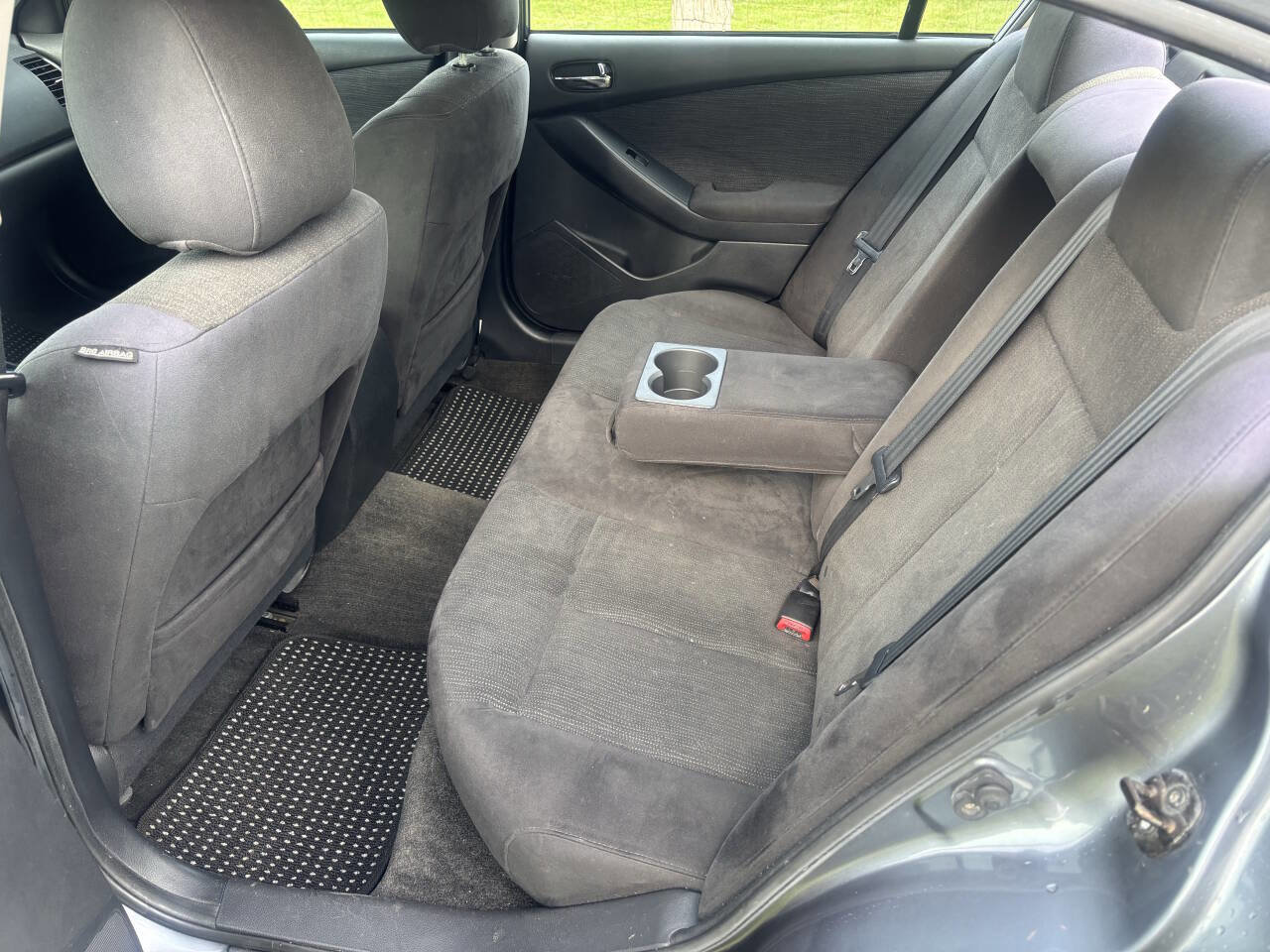 Used 2010 Nissan Altima 2.5 S image 8