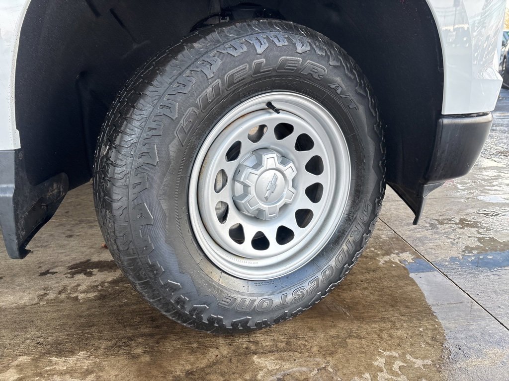 Used 2022 Chevrolet Silverado 1500 W/T w/ WT Value Package image 31