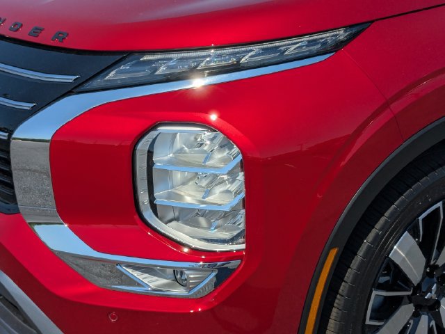 New 2026 Mitsubishi Outlander SEL FWD image 10