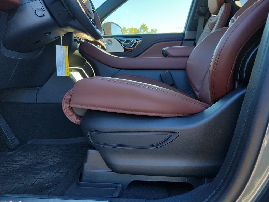 New 2027 Lincoln Aviator Reserve AWD/4WD image 19