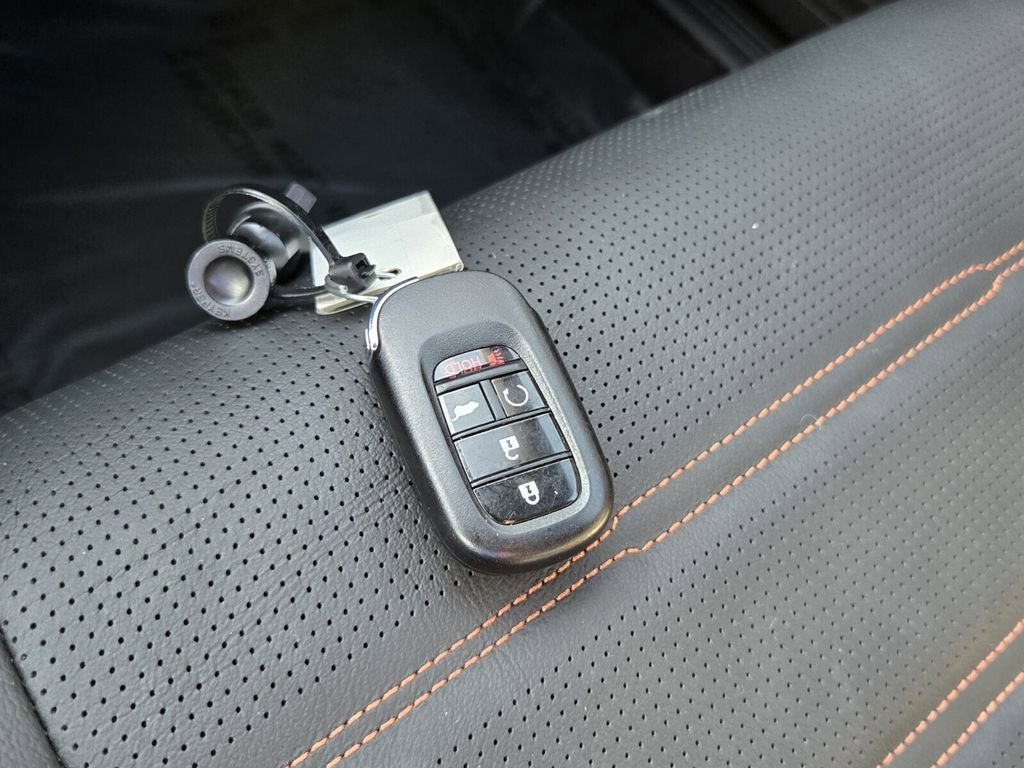 Used 2025 Honda CR-V Sport-L image 21