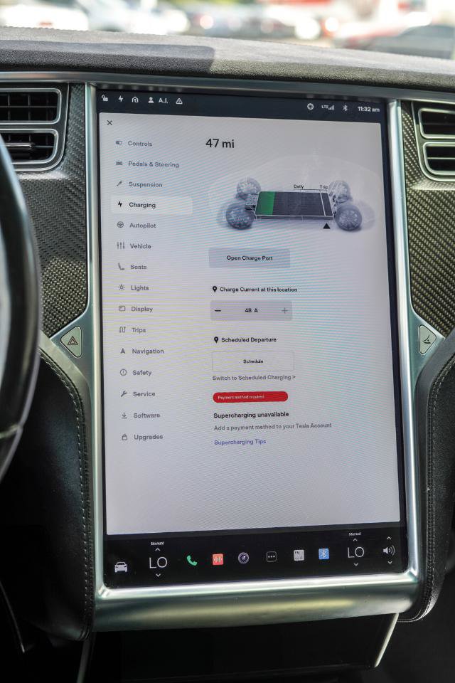 Used 2017 Tesla Model X 90D AWD/4WD image 14