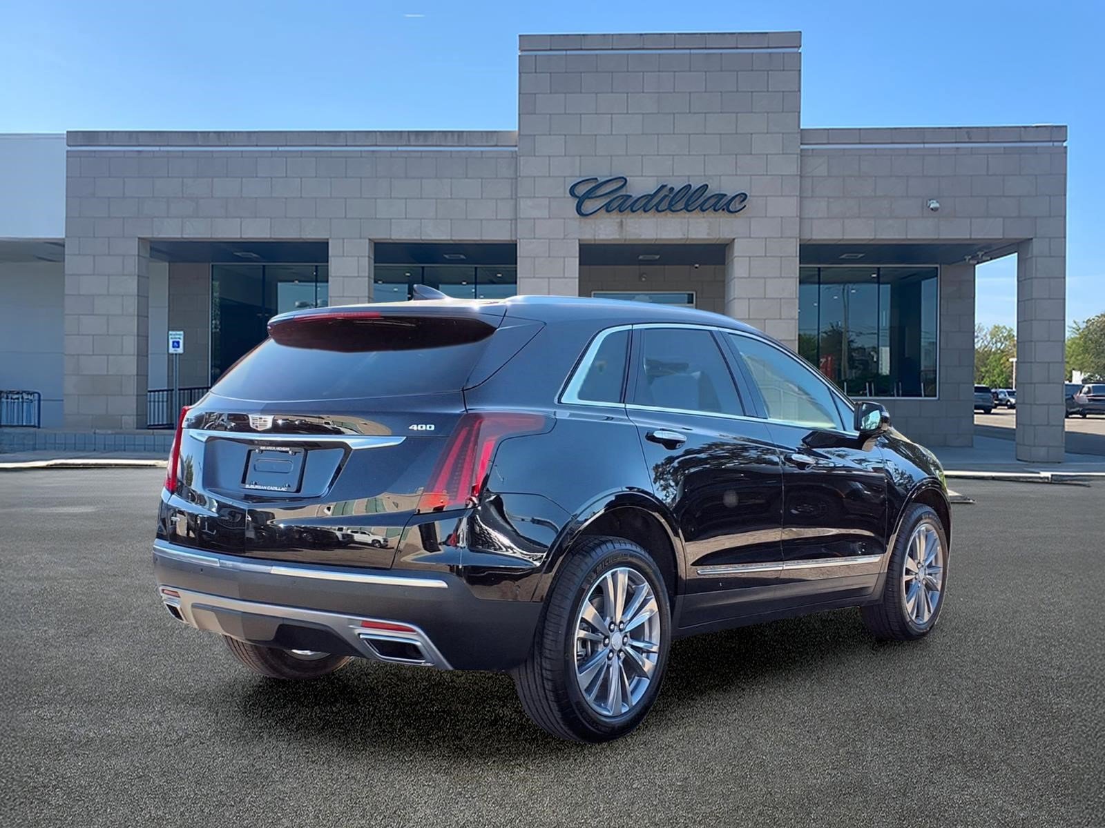 New 2026 Cadillac XT5 Premium Luxury w/ Driver Assist Package AWD/4WD image 4