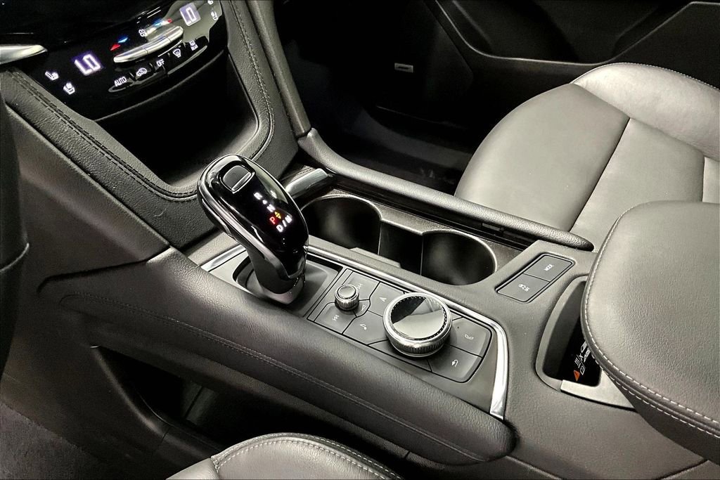 Used 2024 Cadillac XT6 Sport w/ Technology Package image 17