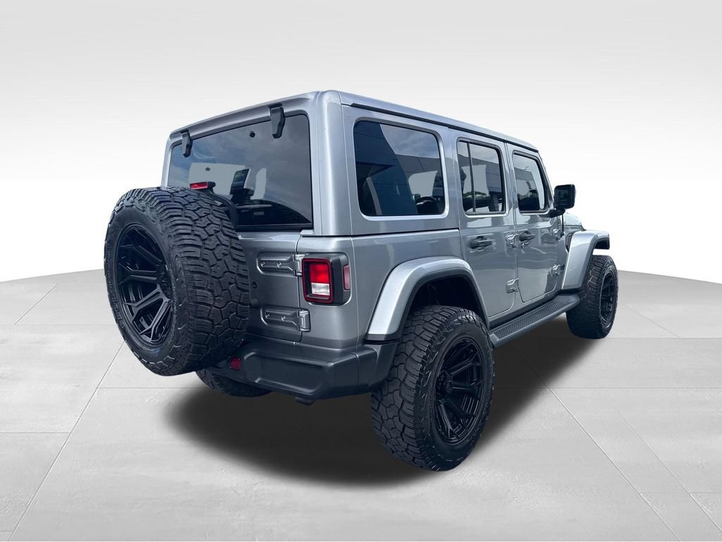 Used 2020 Jeep Wrangler Unlimited Sahara AWD/4WD image 6
