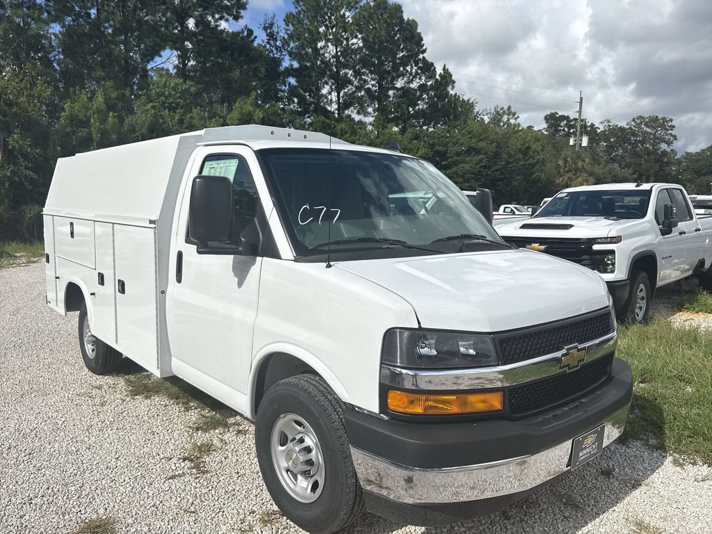 New 2026 Chevrolet Express 3500 w/ Power Convenience Package RWD image 8