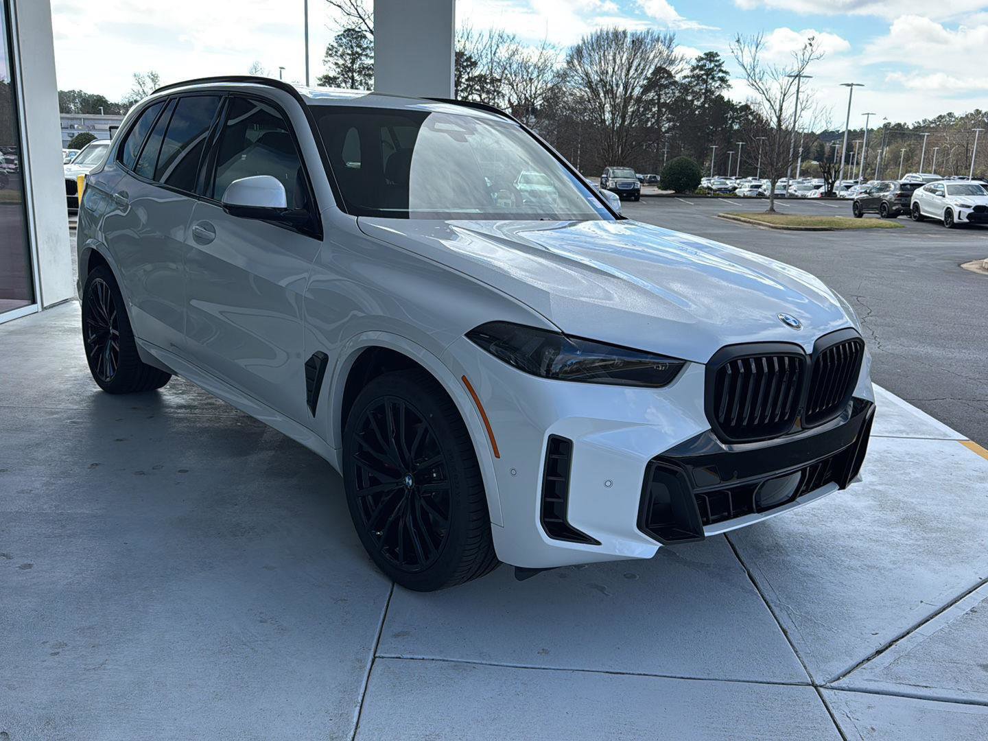 New 2026 BMW X5 sDrive40i image 7