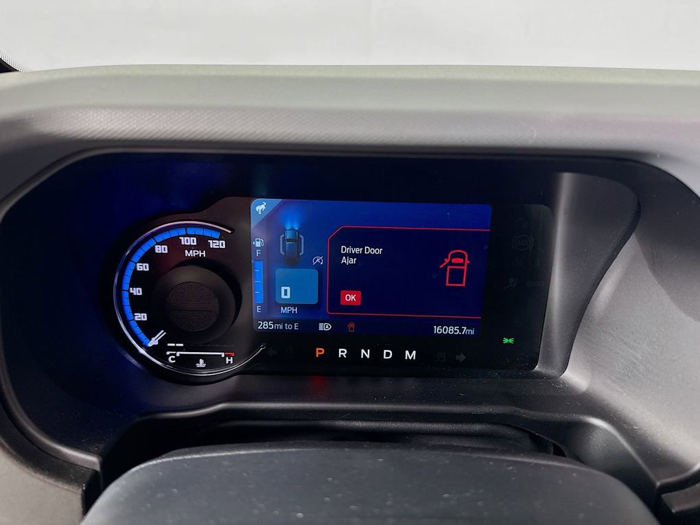 Used 2023 Ford Bronco Everglades image 18