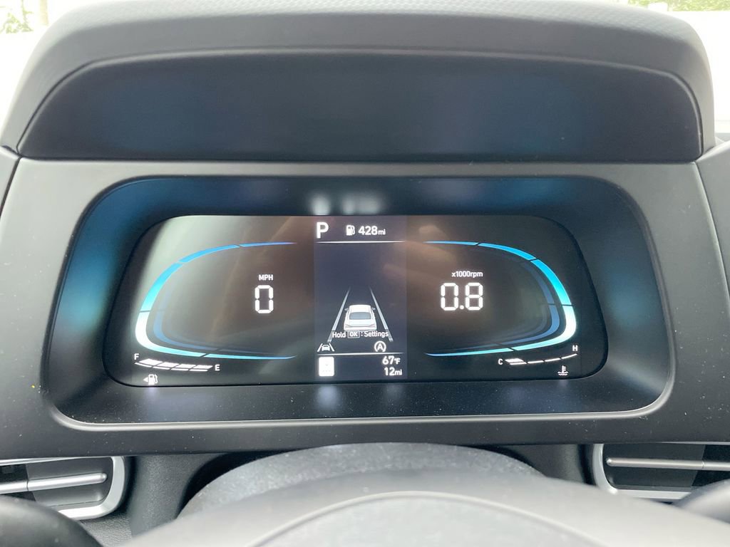 Used 2025 Hyundai Elantra SE image 41