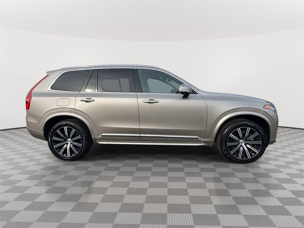 Certified 2024 Volvo XC90 B5 Core w/ Climate Package image 3