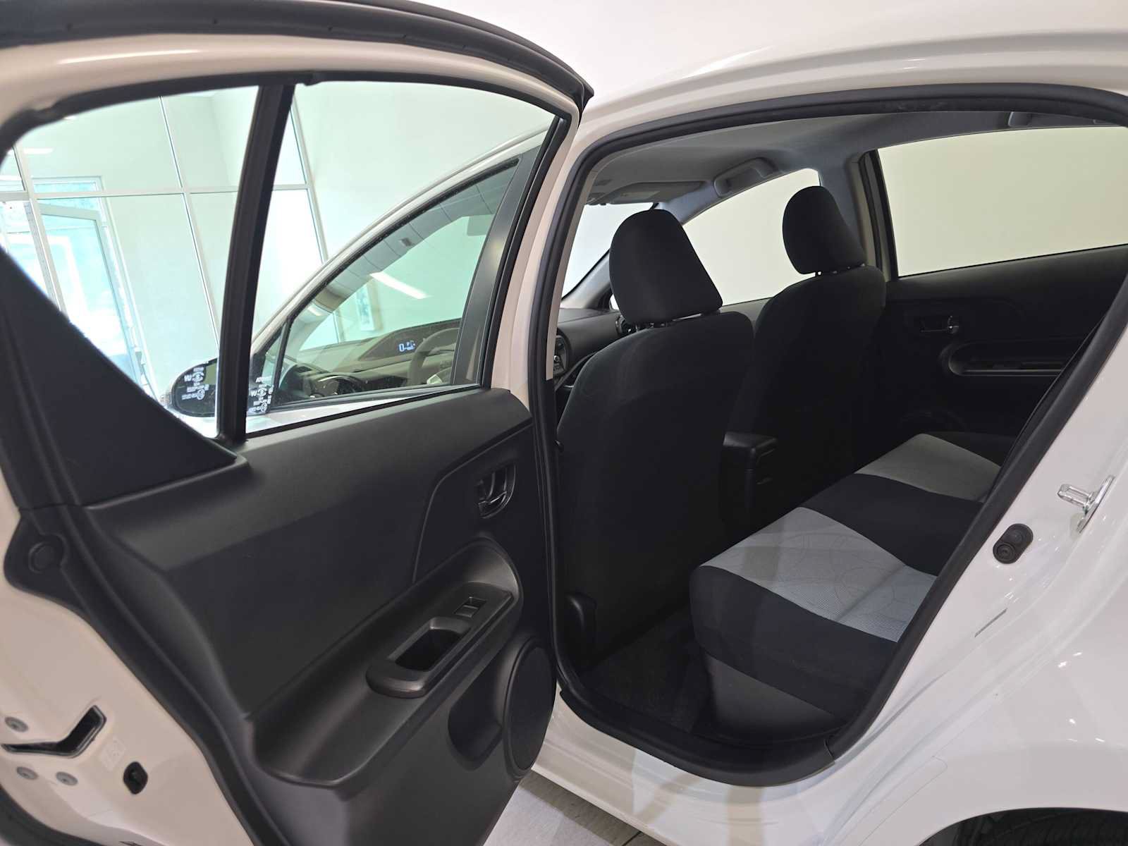 Used 2015 Toyota Prius C Two FWD image 22