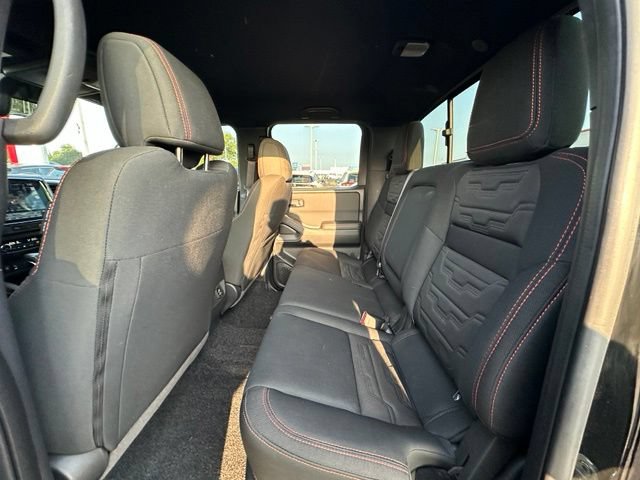 Certified 2024 Nissan Frontier PRO-4X w/ Pro Convenience Package AWD/4WD image 25