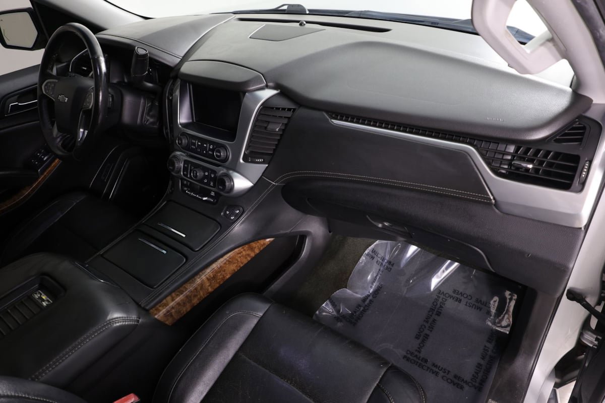 Used 2015 Chevrolet Suburban LTZ AWD/4WD image 41