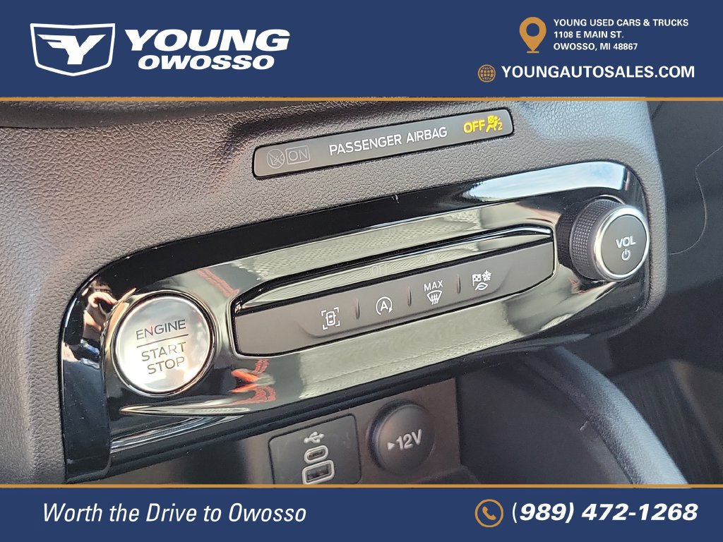 Used 2024 Ford Escape ST-Line w/ Tech Pack #1 AWD/4WD image 18