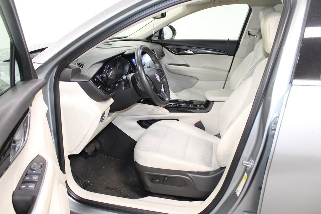 Used 2023 Buick Envision Preferred image 32