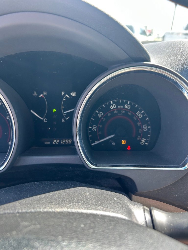 Used 2011 Toyota Highlander 2WD image 15