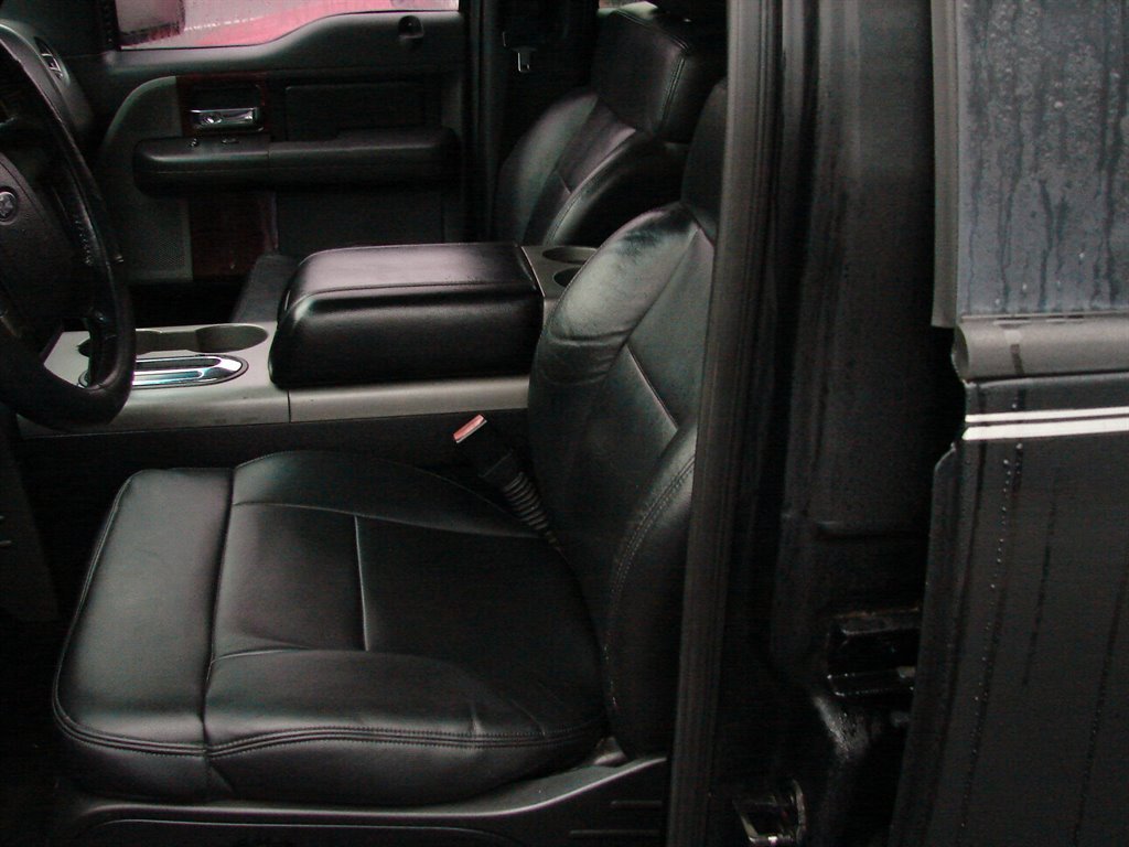 Used 2008 Ford F150 Lariat image 6