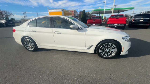 Used 2019 BMW 530i xDrive w/ Convenience Package AWD/4WD image 9
