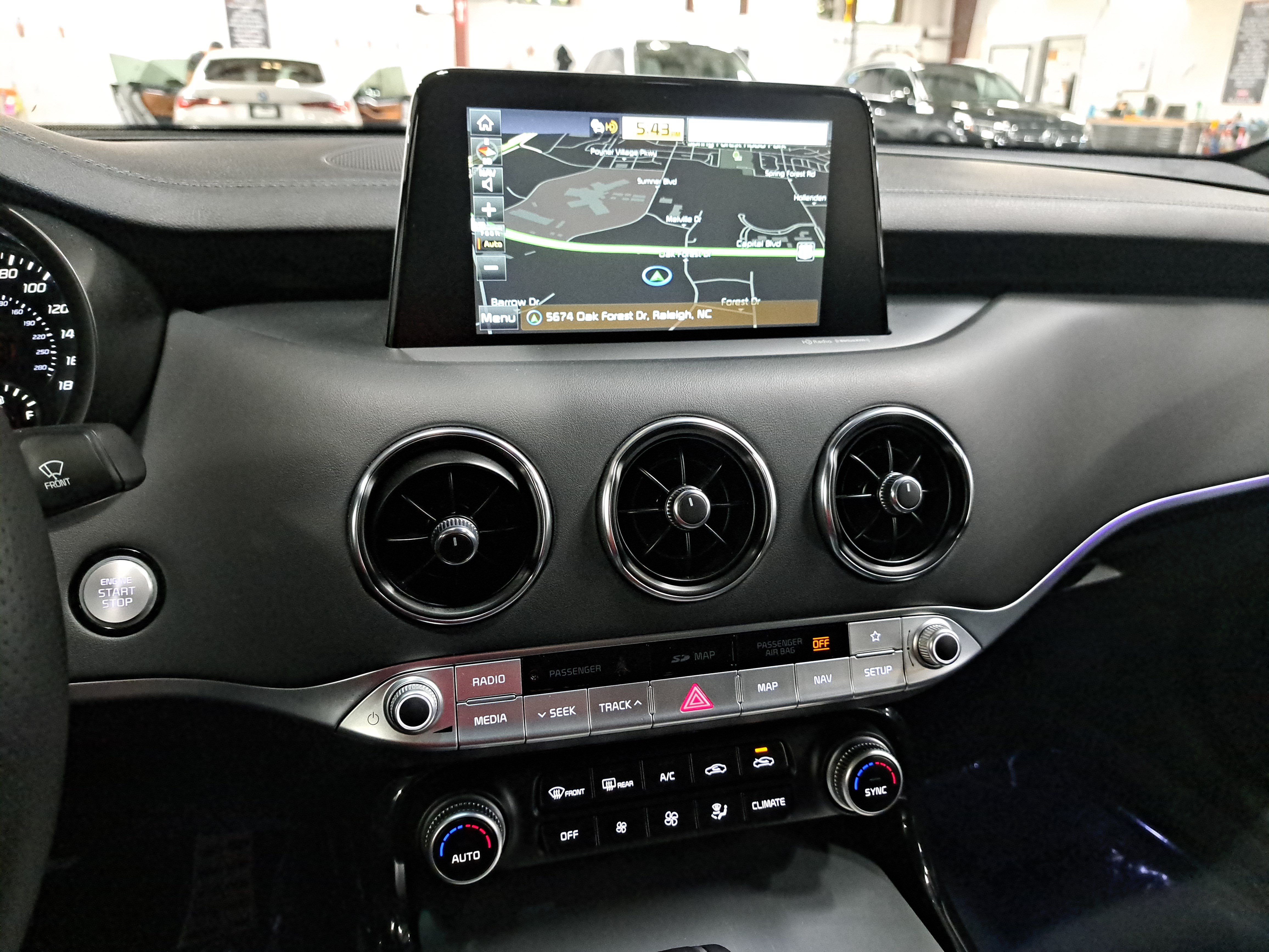 Used 2019 Kia Stinger GT1 RWD image 20