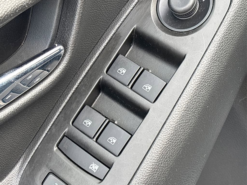 Used 2021 Chevrolet Trax LT w/ Sport Edition image 30