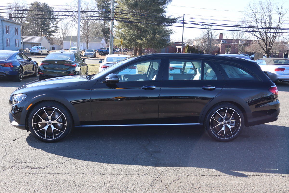Used 2023 Mercedes-Benz E 450 4MATIC All-Terrain Wagon w/ Premium Package image 8