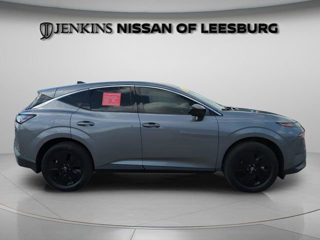 Certified 2025 Nissan Murano SV image 3