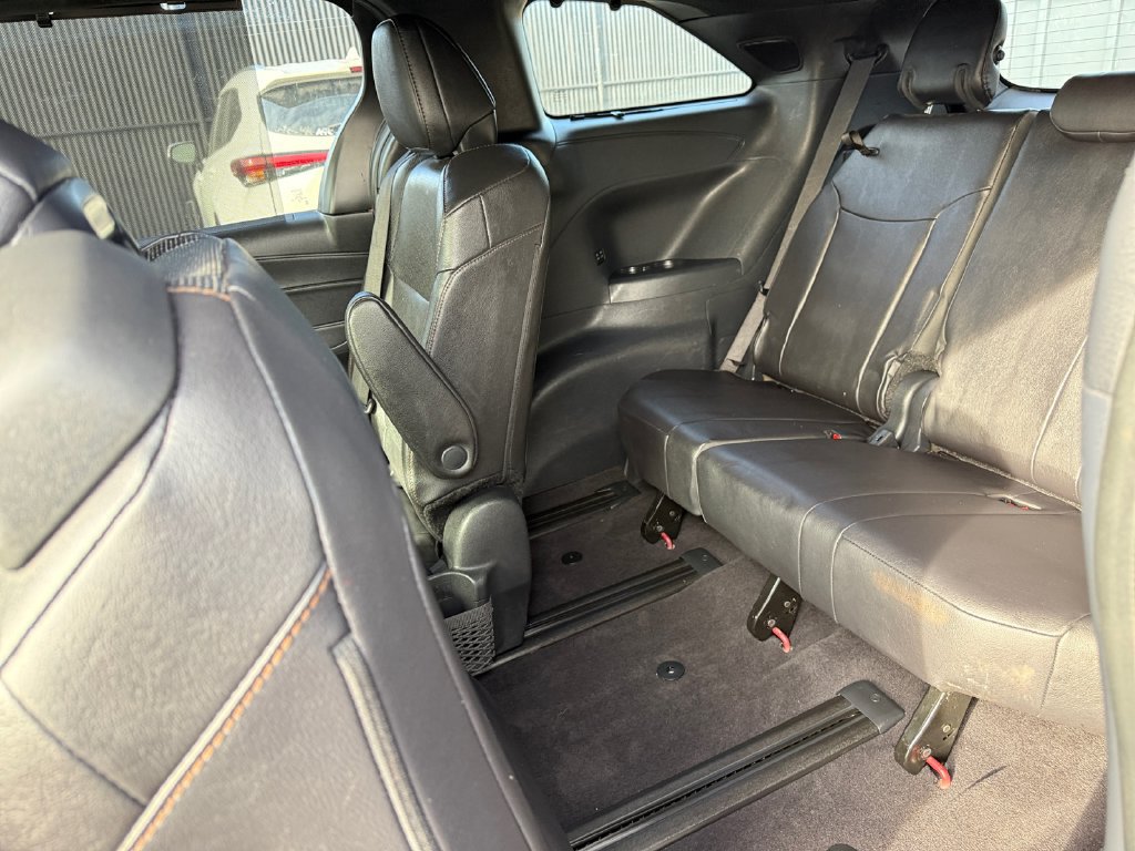 Used 2025 Toyota Sienna Platinum AWD/4WD image 29