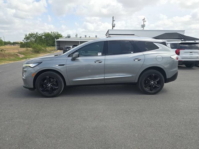 Used 2023 Buick Enclave Essence w/ Sport Touring Edition FWD image 8