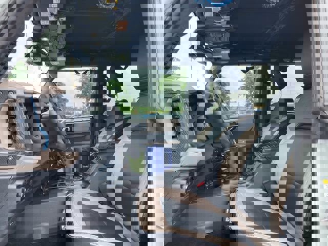 Used 2023 Ford Bronco Wildtrak image 13