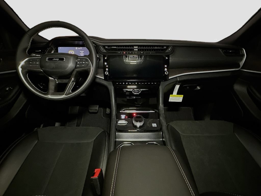 New 2026 Jeep Grand Cherokee Altitude AWD/4WD image 7