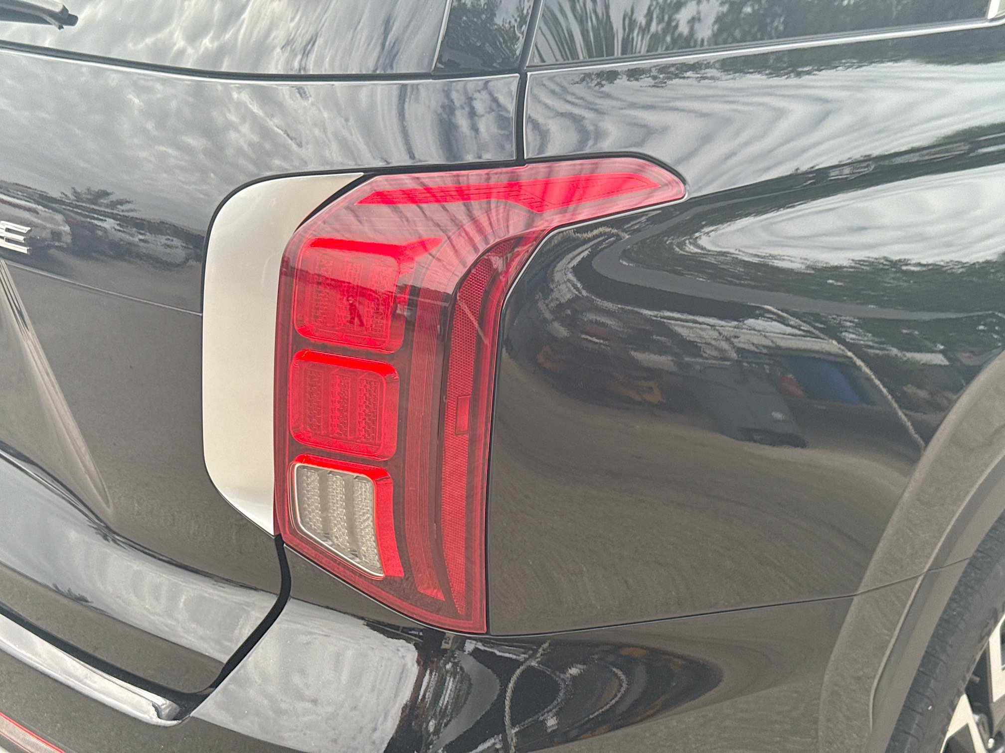 Used 2023 Hyundai Palisade SEL w/ Premium Package FWD image 25