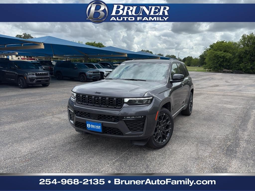 New 2026 Jeep Grand Cherokee Summit w/ Obsidian Package AWD/4WD video 1