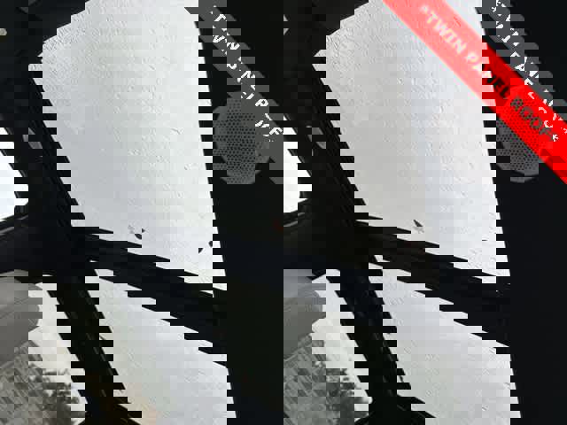 New 2023 Ford F150 Lightning Platinum image 6