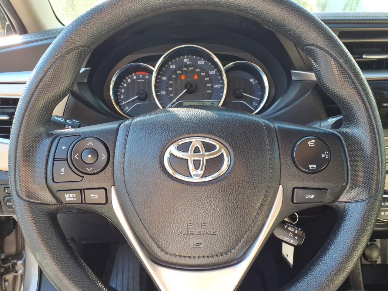 Used 2016 Toyota Corolla LE FWD image 24