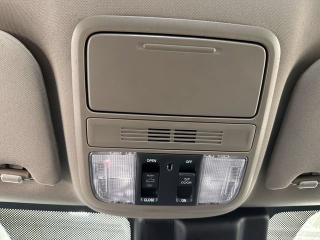 Used 2018 Honda Odyssey EX-L image 22