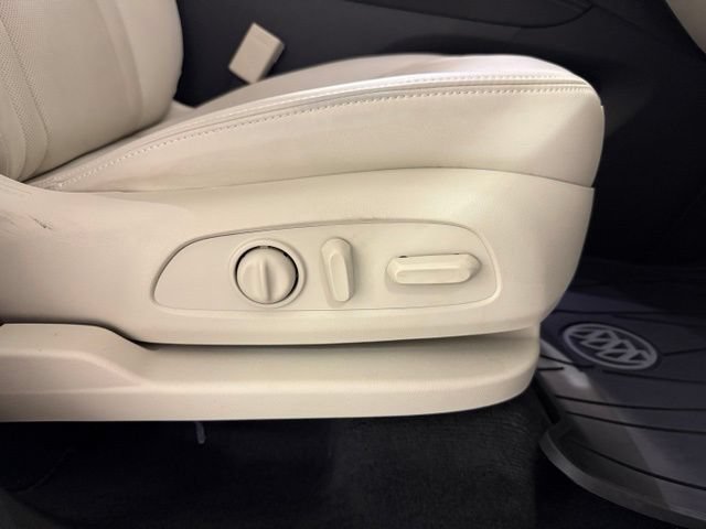 Certified 2023 Buick Enclave Essence FWD image 30