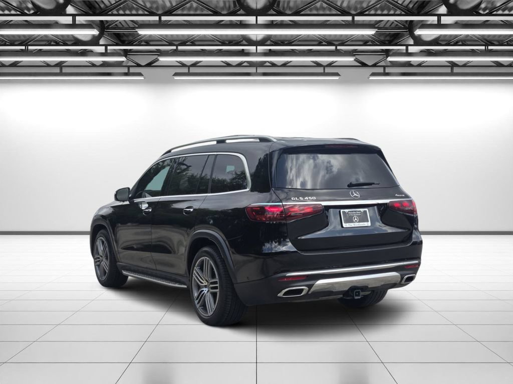 Used 2024 Mercedes-Benz GLS 450 4MATIC image 6
