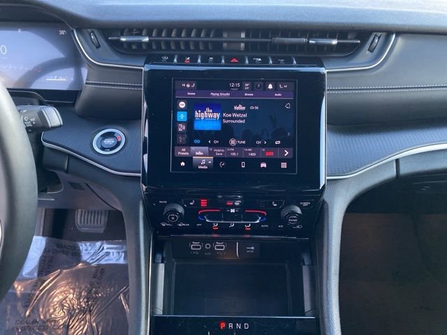 Certified 2024 Jeep Grand Cherokee L Laredo image 17