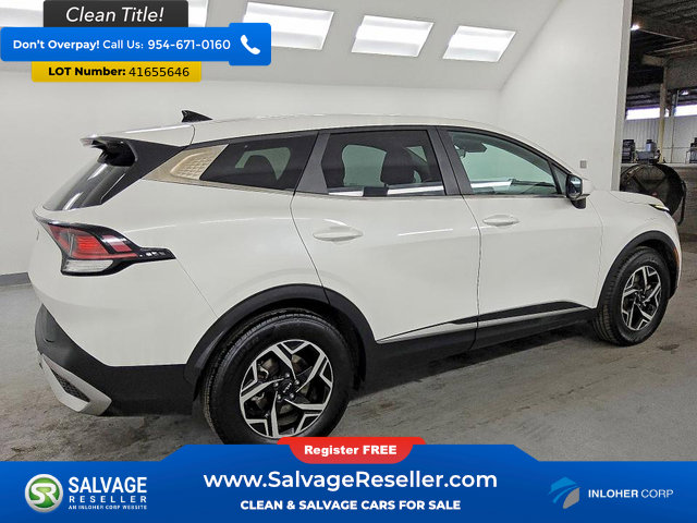 Used 2023 Kia Sportage LX image 4