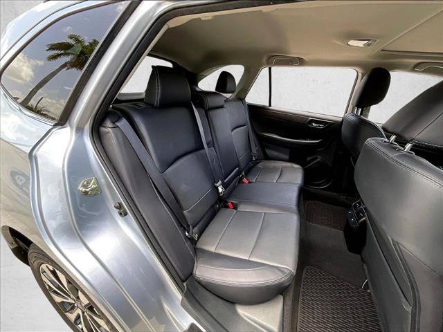 Used 2017 Subaru Outback 3.6R Limited AWD/4WD image 29