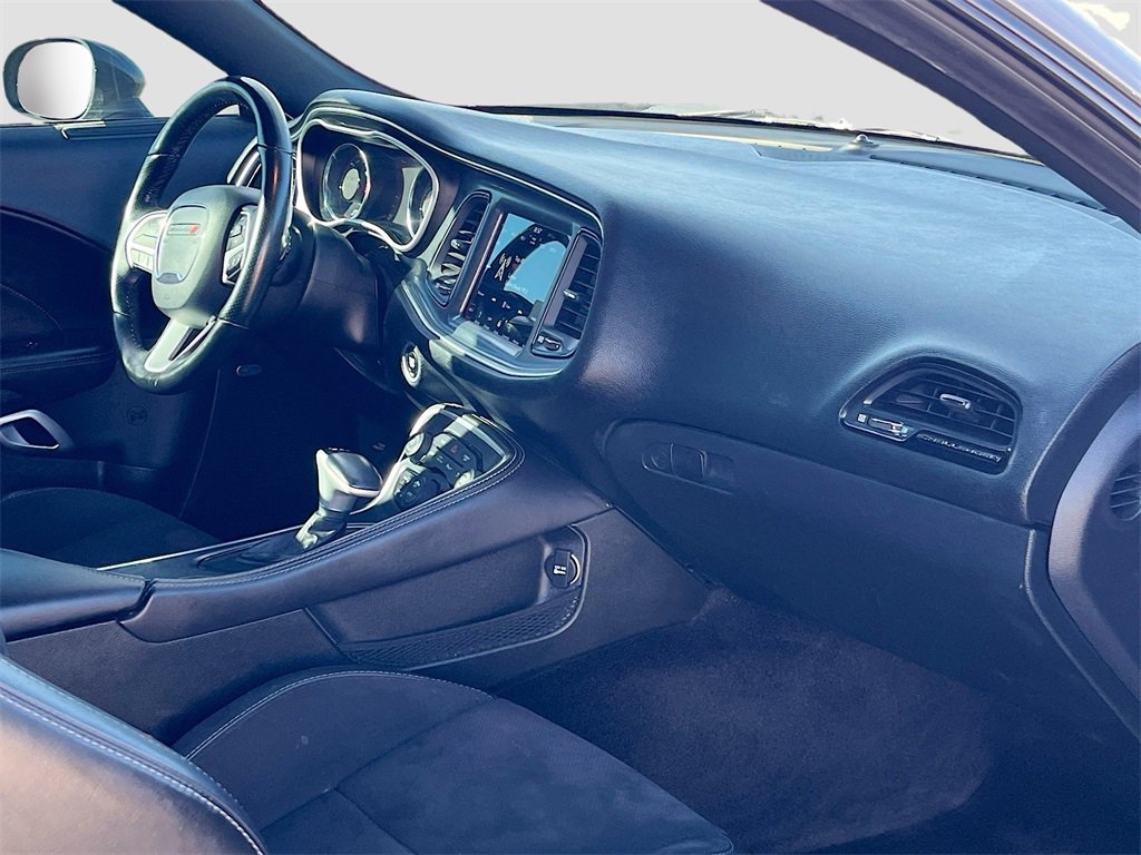 Used 2018 Dodge Challenger R/T Scat Pack w/ Leather Interior Group image 29