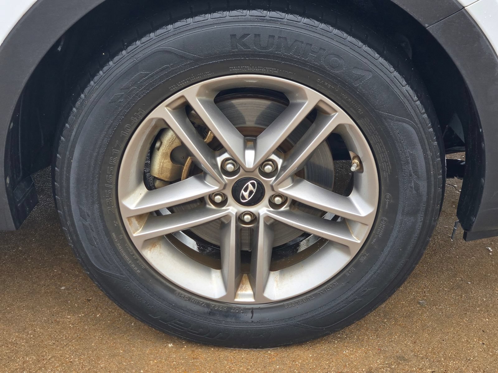 Used 2017 Hyundai Santa Fe Sport FWD image 9