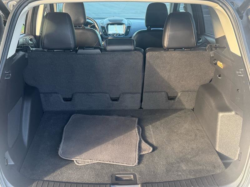 Used 2019 Ford Escape Titanium FWD image 20