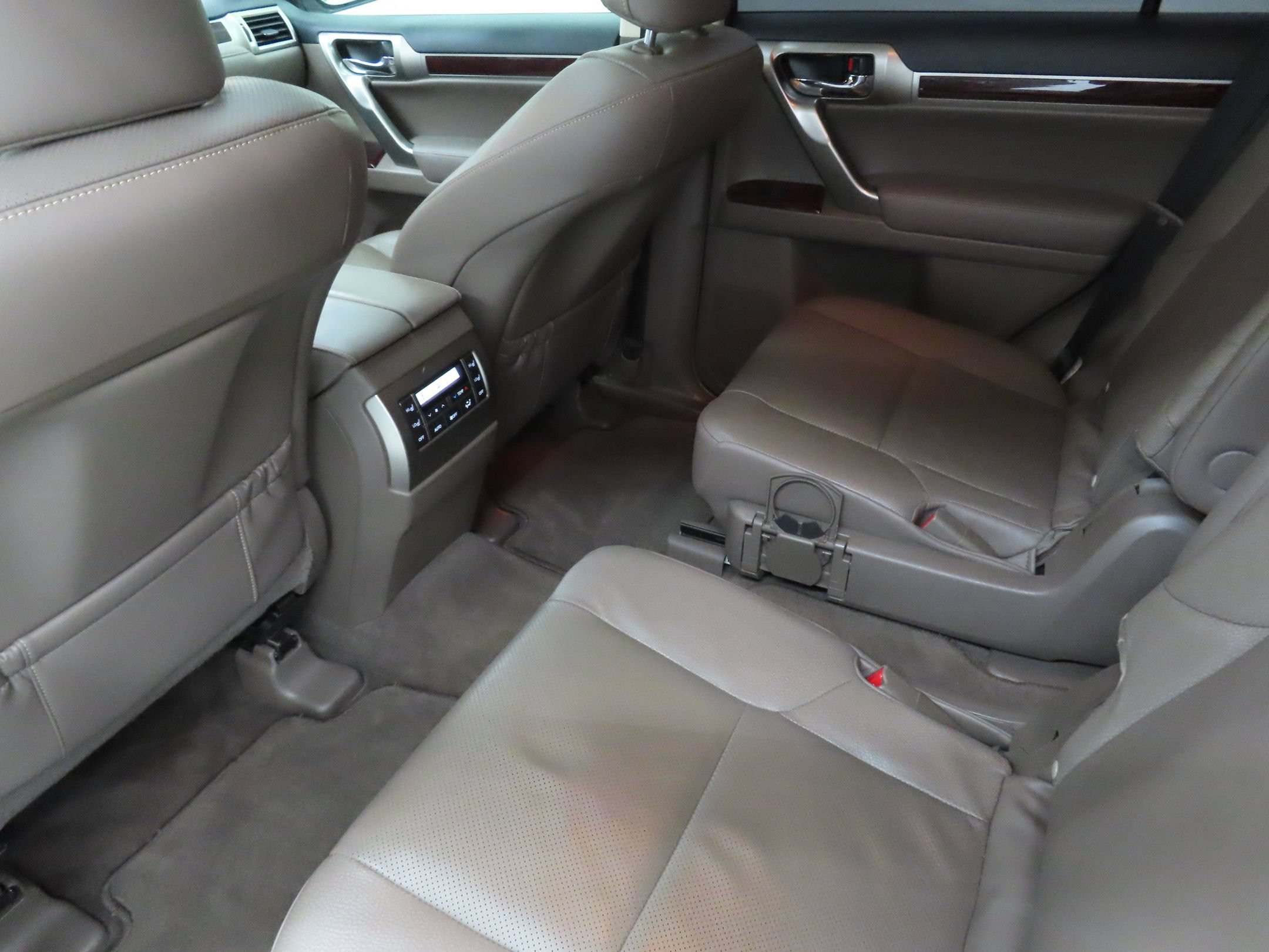 Used 2019 Lexus GX 460 Premium AWD/4WD image 23