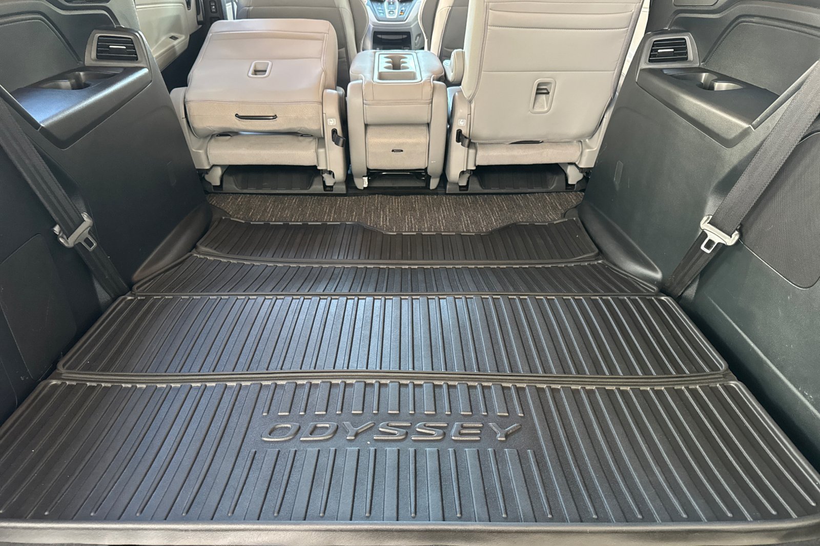 Used 2023 Honda Odyssey EX-L image 13