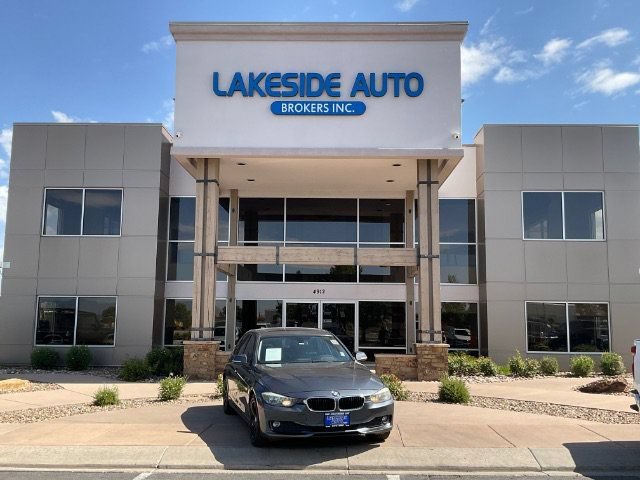 Used 2015 BMW 320i Sedan