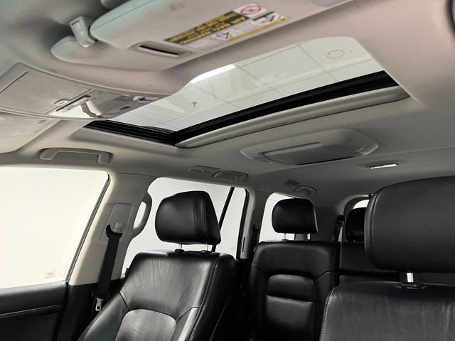 Used 2014 Toyota Land Cruiser image 42